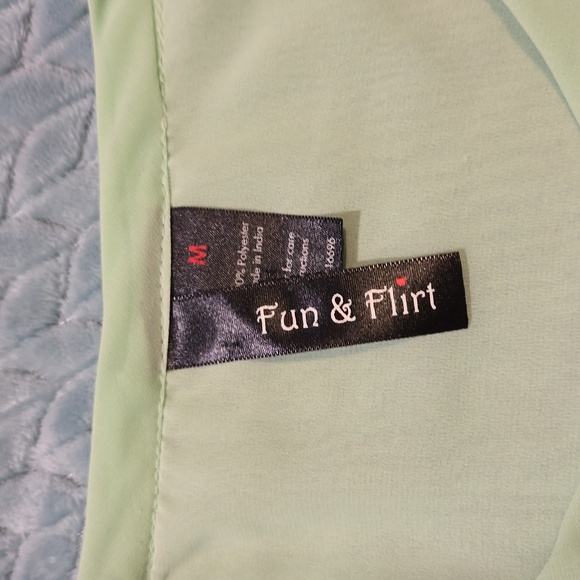 Sheer Green Top with Sequined Sleeves - Picture 4 of 6